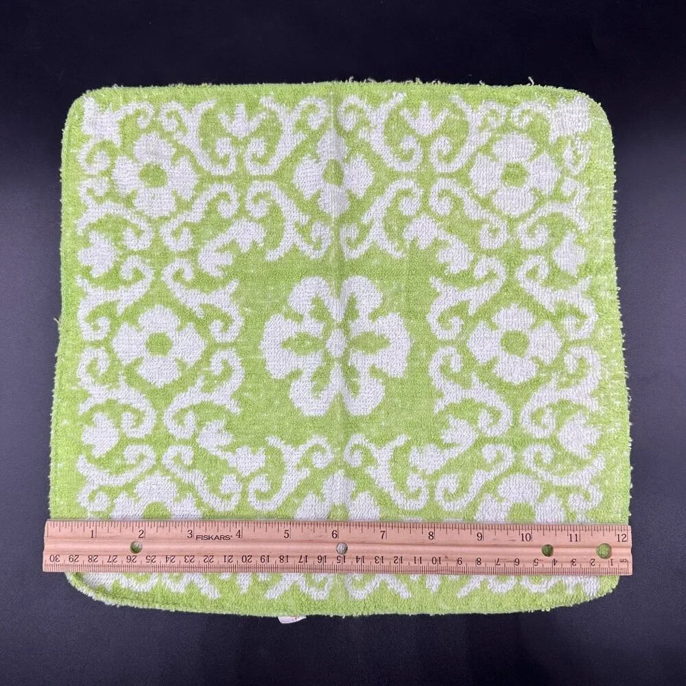 Vintage Washcloths Green Flower Daisy Butterfly Floral Bathroom St Marys USA 70s